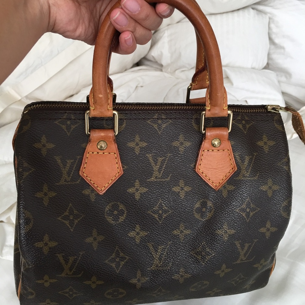 Louis Vuitton speedy 25 monogram